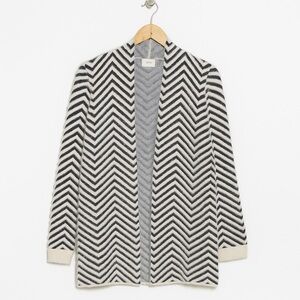 Cyrus Monochrome Chevron Knit